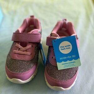 💕 NWT Stride Rite Kyla – Toddler Girl’s 9.5M – Pink 💕